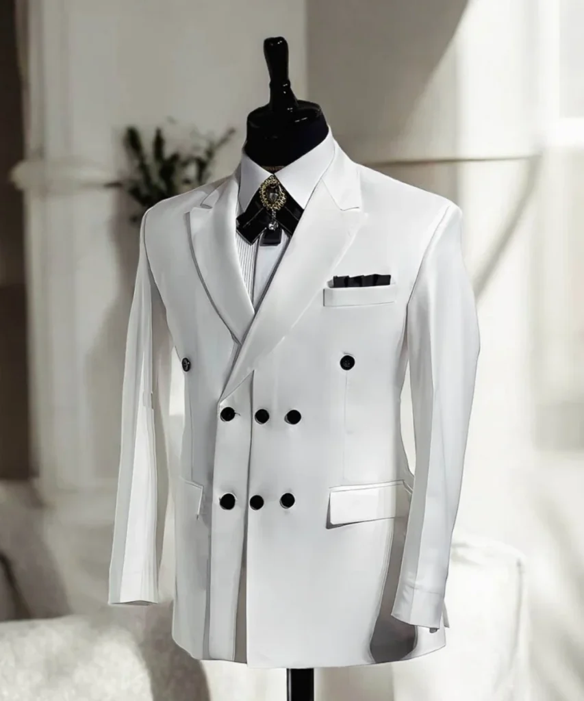 White Men Suits Coat Peaked Lapel Three Breasted Blazer Groom Business Custom Made Only Jacket